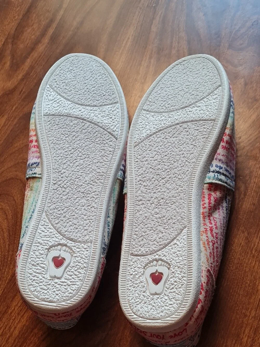 Bob's Skechers Multicolor Script Slip-On Flats with Teal Interior